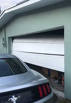 Golf Garage Door Troubleshooting Service
